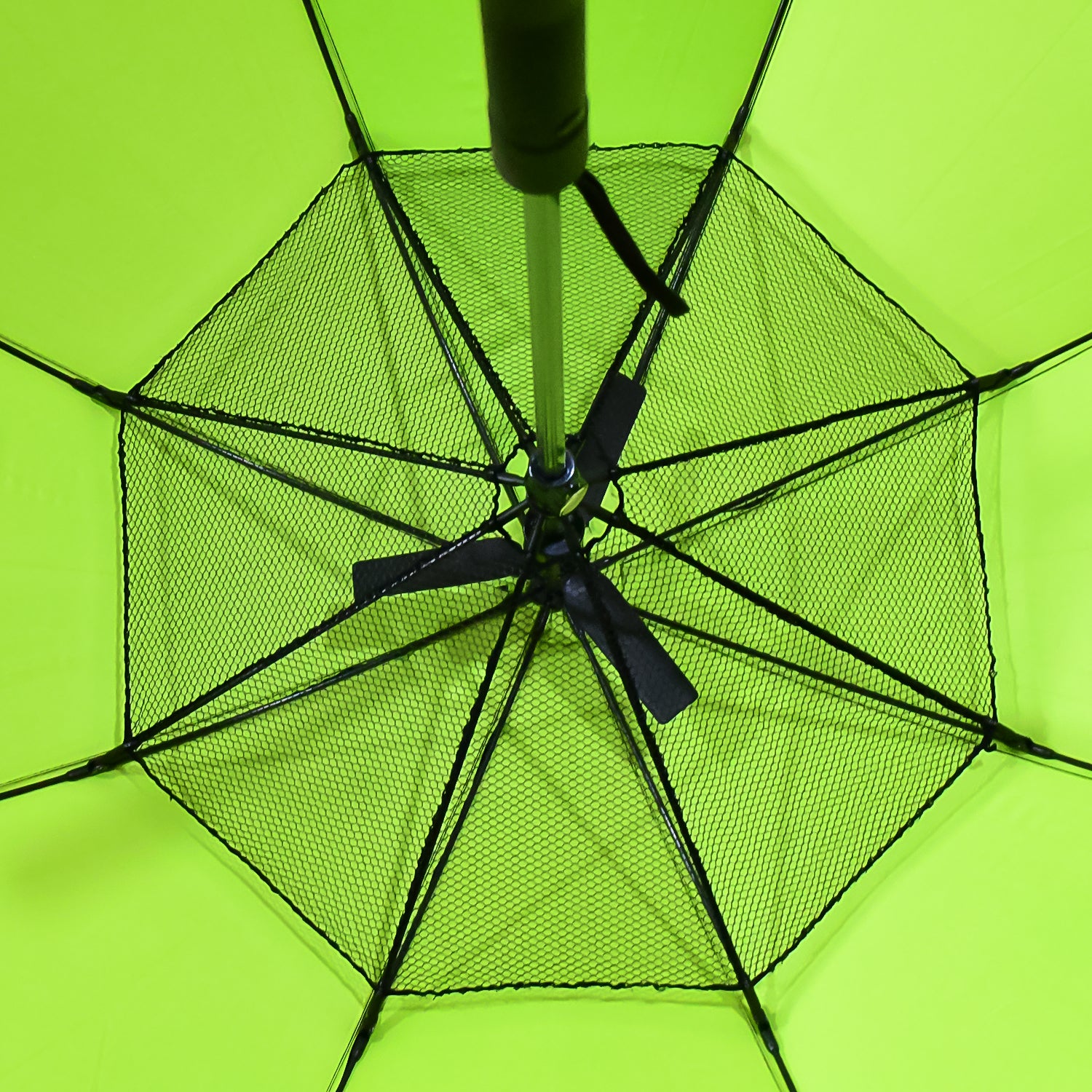 Wukusy sun umbrella with built-in fan and power bank, designed for summer outdoor comfort, featuring a sturdy canopy and integrated fan.
