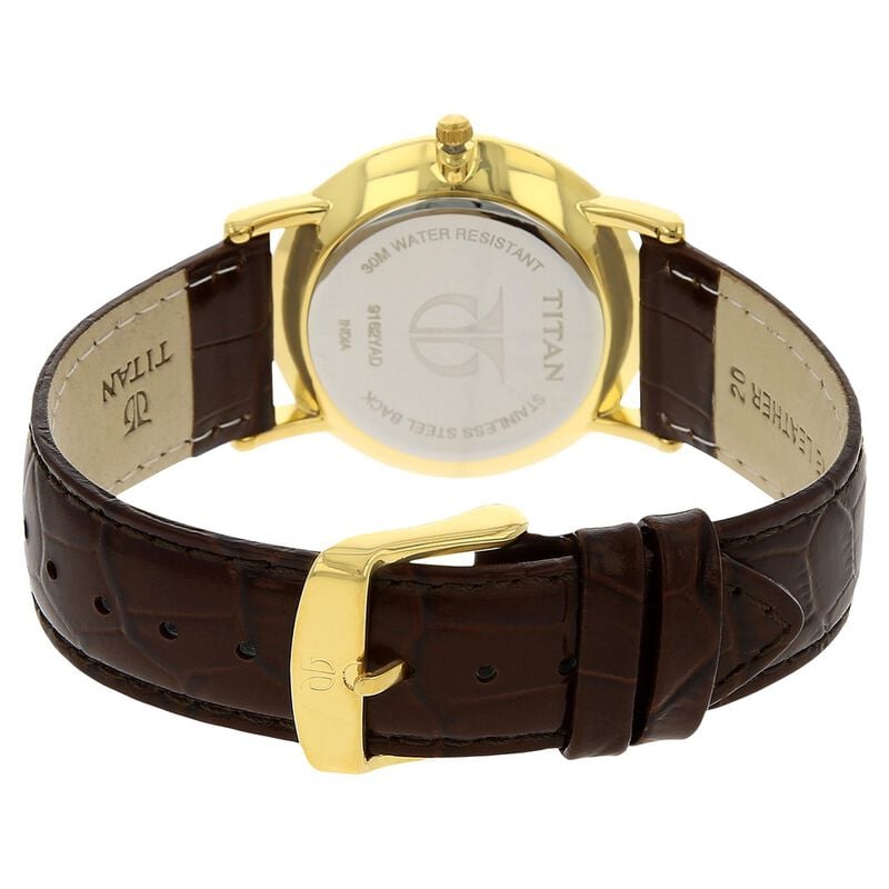 Exclusive catalog pages showcasing premium watches from Drpshippr, featuring detailed images of luxury watch designs.