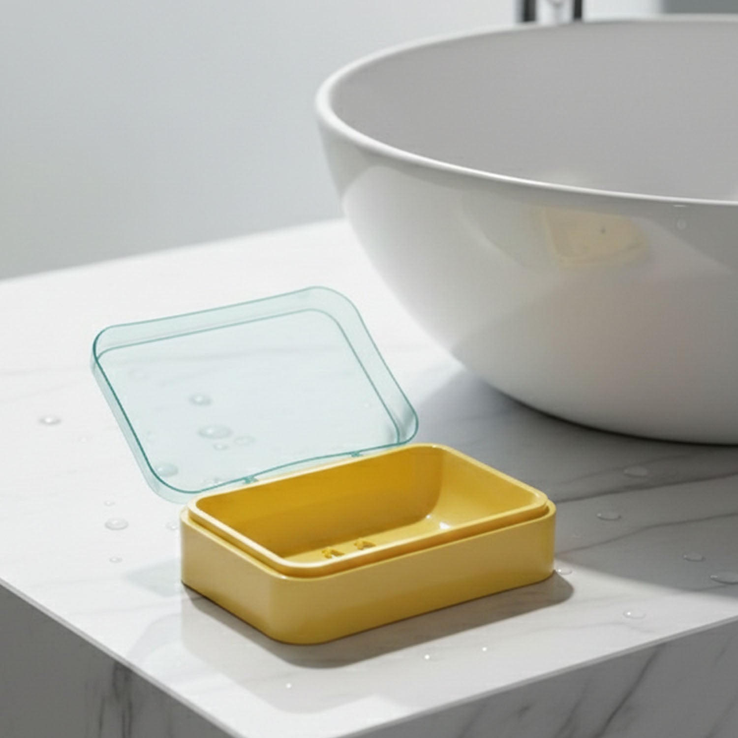Plastic soap case with a cute smiley face design by Wukusy, featuring a bright, cheerful look and durable plastic material.