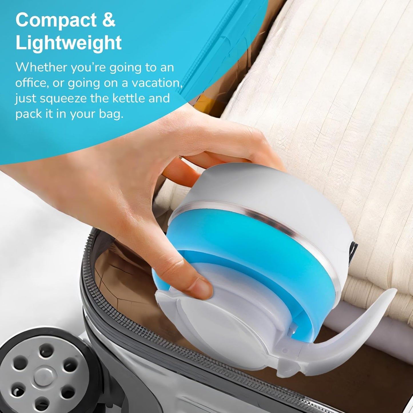 FIZZI SHOP foldable silicone kettle for travel, with a collapsible design and handle, suitable for boiling water on the go.