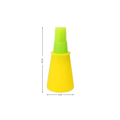 FIZZI SHOP JK SIDHU silicone oil bottle brush with flexible bristles for easy cleaning of oil bottles and containers.