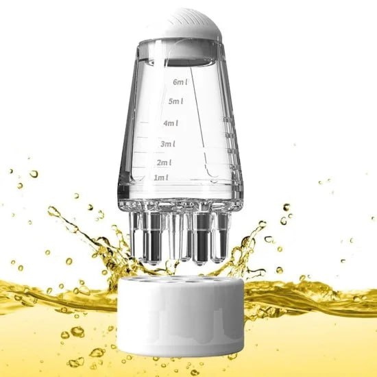 FIZZI SHOP JK SIDHU 10ml hair oil applicator with precise nozzle for easy hair oil application, shown in the image.