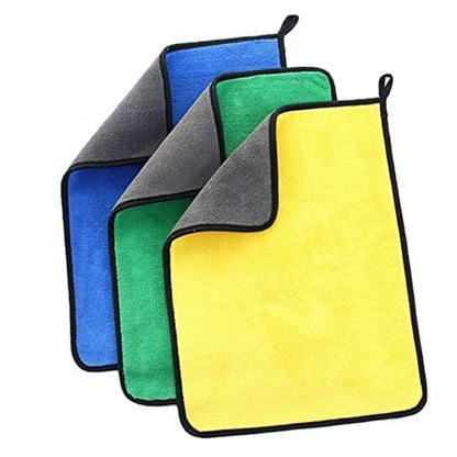 FIZZI SHOP JK SIDHU microfiber towel, 40x40 cm, soft and absorbent, shown folded with vibrant blue and white colors.