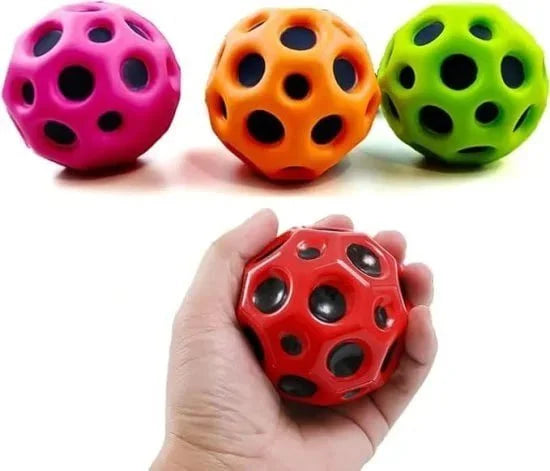 FIZZI SHOP Moon Space Ball with detailed lunar surface design, ideal for decorative or educational use.