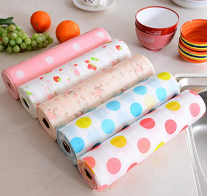 FIZZI SHOP JK SIDHU 30x300 cm plastic foam kitchen cabinet mat with non-slip surface and cushioned support.