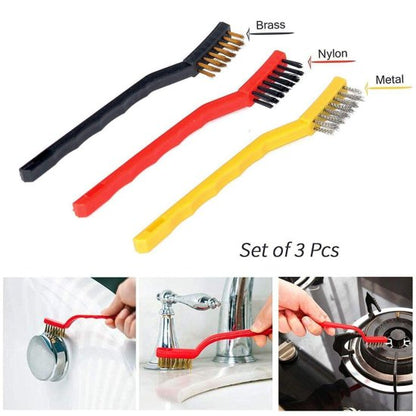 Set of three mini wire brushes by FIZZI SHOP, featuring small metal bristles for detailed cleaning and scraping tasks.