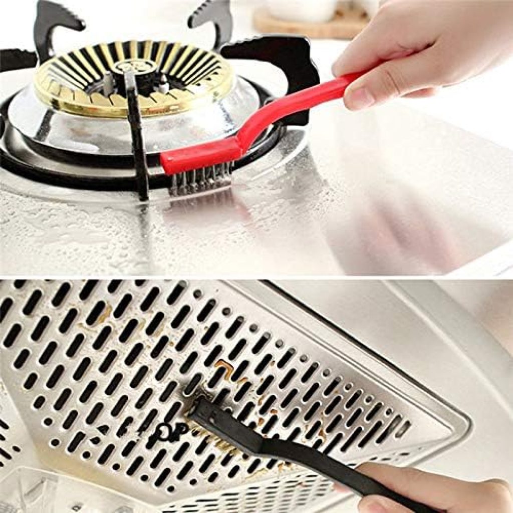 Set of three mini wire brushes by FIZZI SHOP with metal bristles for cleaning small or detailed surfaces.