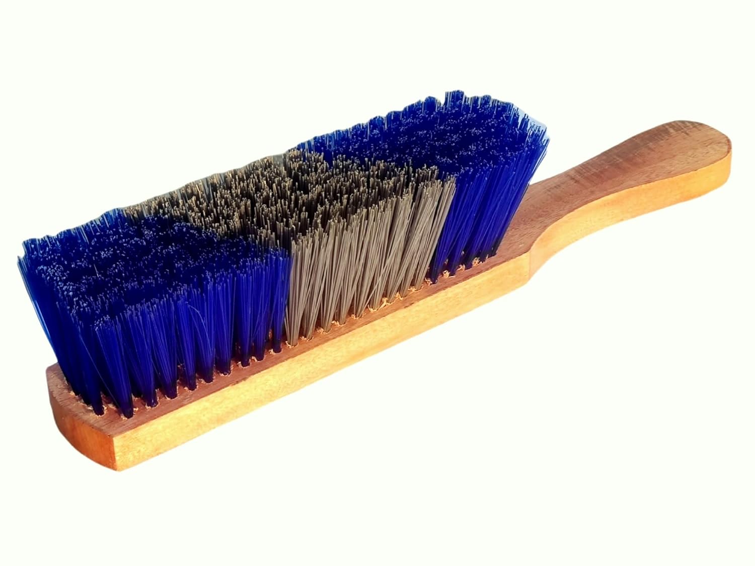 FIZZI SHOP Seasons Sweep Off Carpet Brush with wooden handle and long, hard bristles for fan cleaning and dusting.