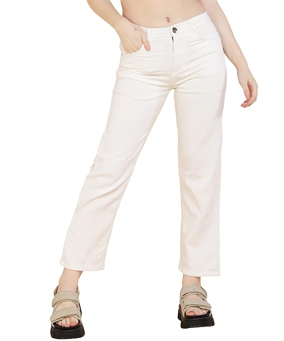 White women's denim jeggings with straight fit, made by FIZZI SHOP, featuring a stretchy lycra fabric and classic jean style.