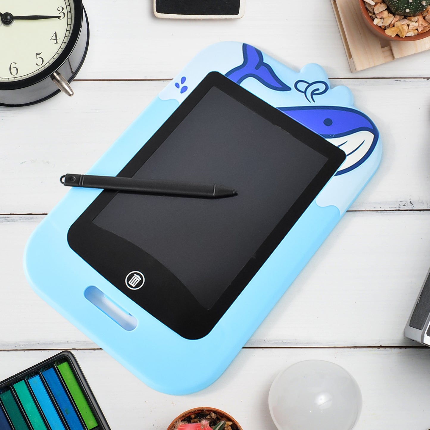 Wukusy portable LCD writing tablet No2 with black screen and white frame, suitable for drawing and note-taking.