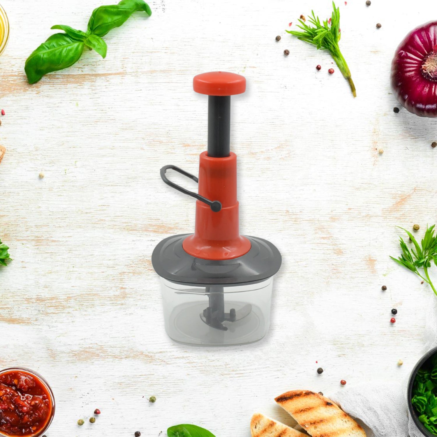 Wukusy 5790 manual fruit and vegetable chopper with 3 stainless steel blades, anti-slip base, and locking system in 650ml size