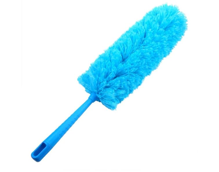 Blue FIZZI SHOP fan cleaning microfiber duster for home and car use, designed for efficient dust removal and versatile cleaning.