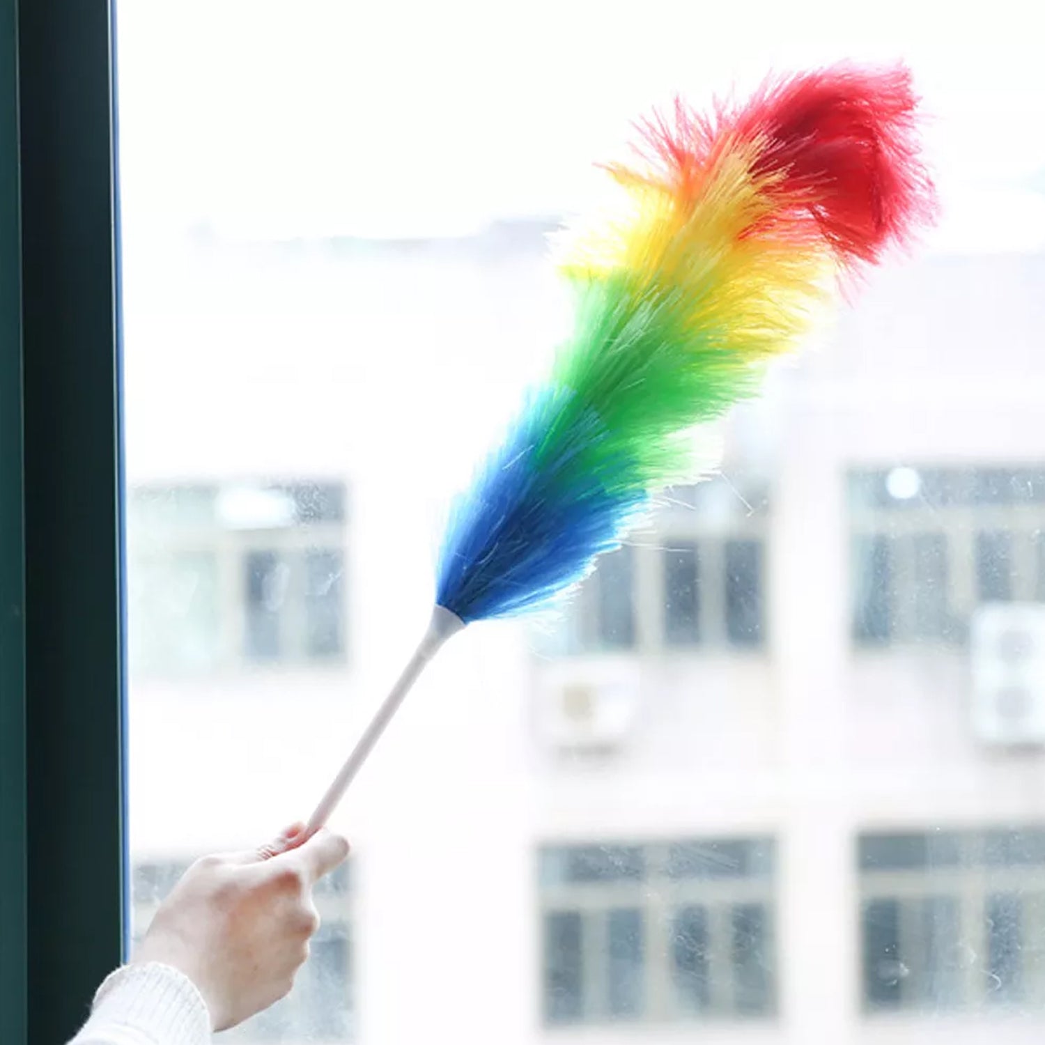 Colorful feather duster from Wukusy with microfiber dusting stick and brush for effective home cleaning and dusting tasks.