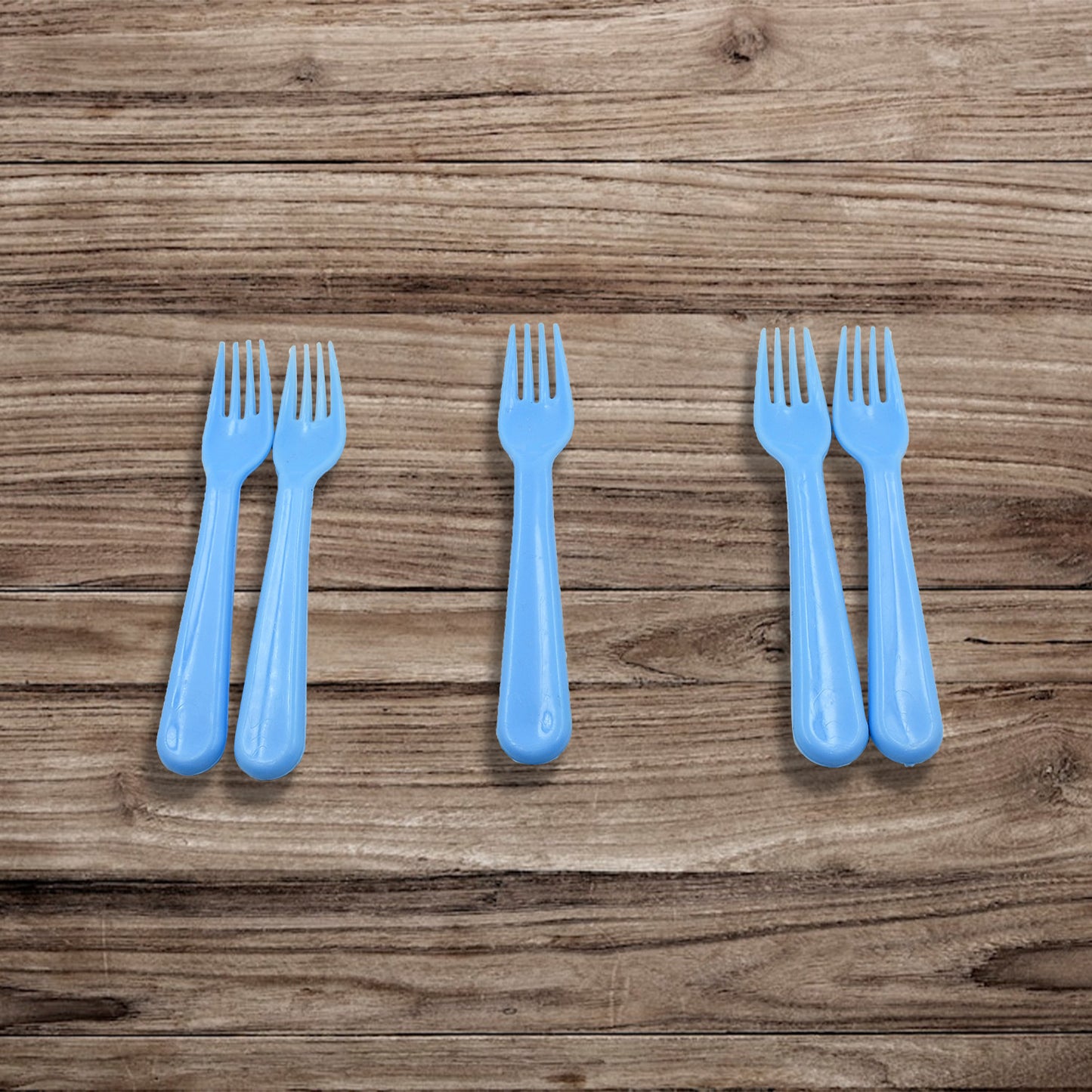 Set of five Wukusy reusable heavy-duty plastic serving forks, ideal for kitchen, travel, and home use.