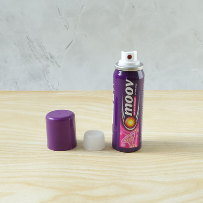 Wukusy Moov Spray for fast-acting muscle pain relief, 35g bottle with spray nozzle on a plain background.