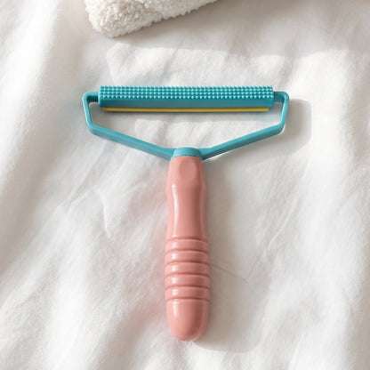 2-in-1 Portable Pet Hair And Lint Remover Brush For Clothes And Furniture (1 Pc)