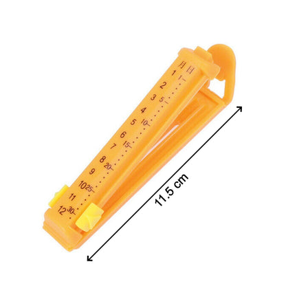 Wukusy 6309 4-piece food sealing clips used for sealing packed food to prevent contamination in kitchen storage.