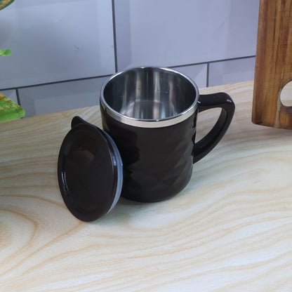 Wukusy Apex insulated tea and coffee mug in black, featuring a sleek design and double-wall insulation for hot beverages.