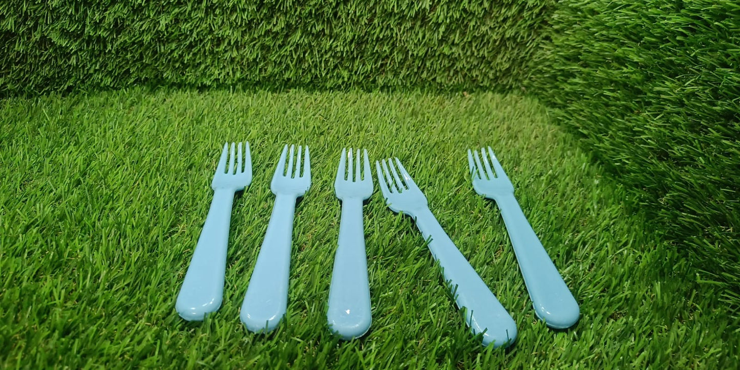 Wukusy reusable heavy weight plastic forks, 5-piece set, ideal for kitchen, travel, and home dining.