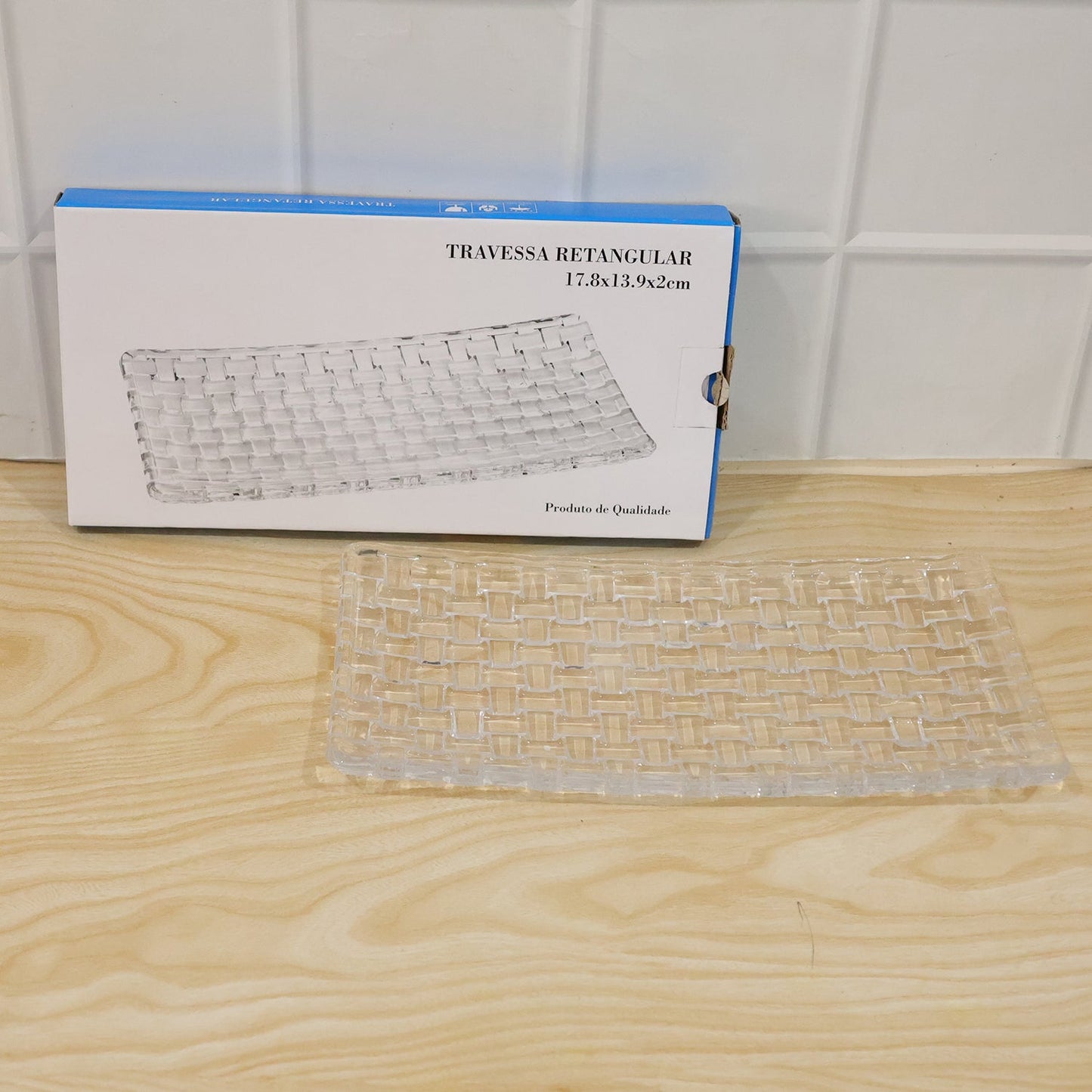 Transparent glass 11-inch rectangular serving tray with basketweave design, ideal for presentation and serving.