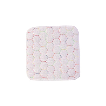 Heavy-duty Wukusy dish scrub pad for kitchen cleaning, 18x18cm, suitable for utensils, pots, and cookware.