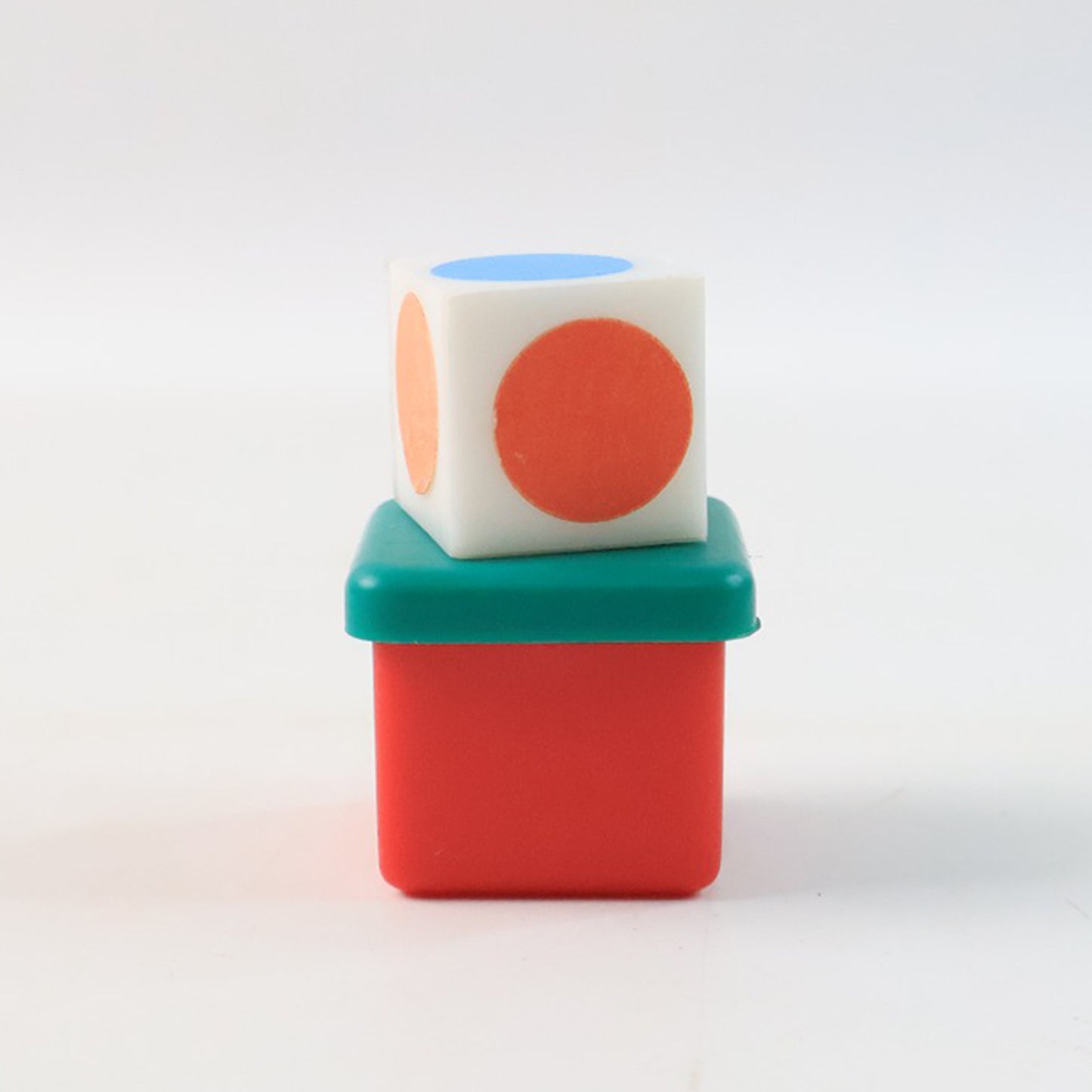 Wukusy Magic Colour Vision Dice Trick toy set featuring colorful illusion dice for entertaining magic tricks and illusions.