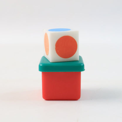 Wukusy Magic Colour Vision Dice Trick toy set featuring colorful illusion dice for entertaining magic tricks and illusions.