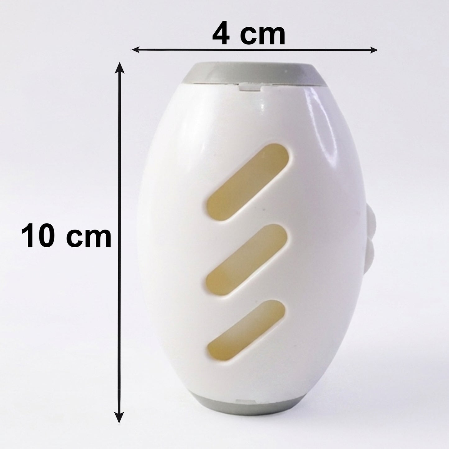 Reusable Wukusy lint roller for clothes and furniture, eco-friendly and easy-to-use for removing lint and pet hair.