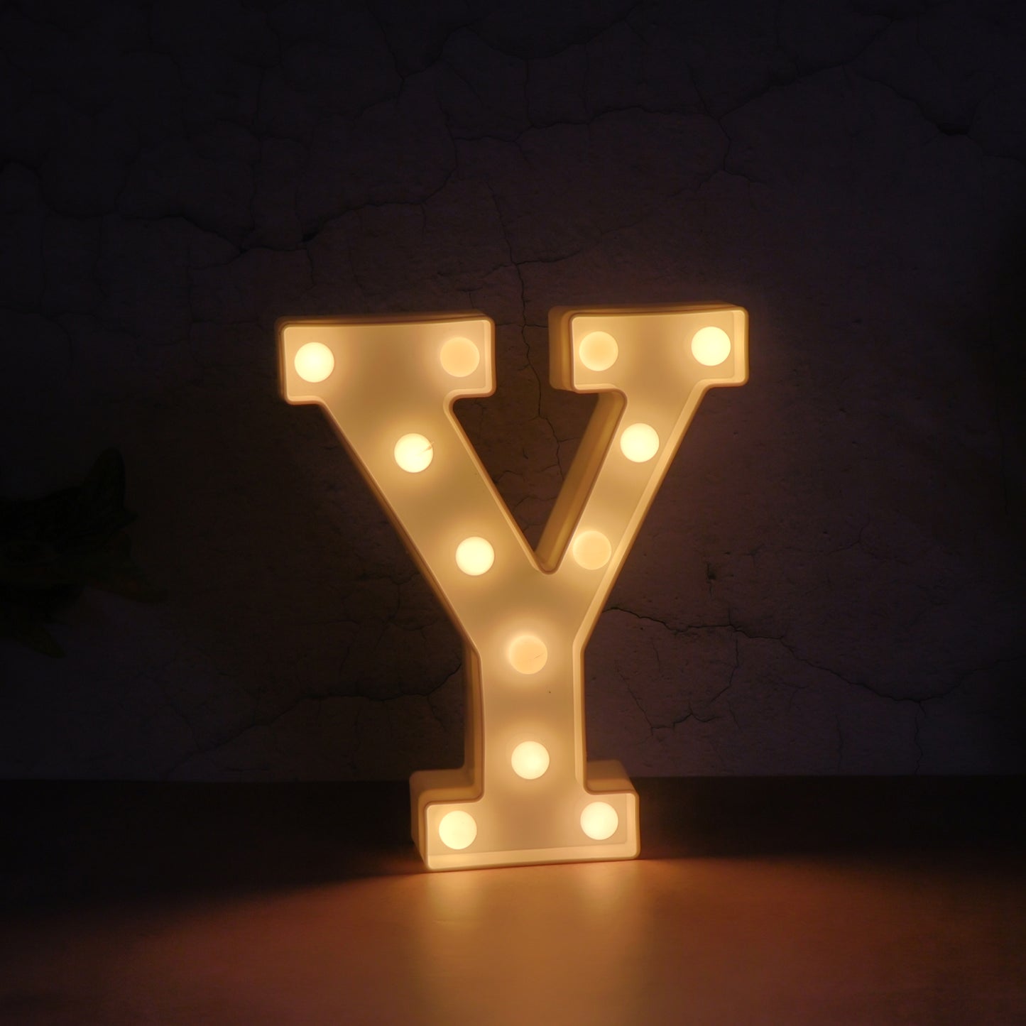 Wukusy Mix Design LED decorative night light with colorful geometric patterns, ideal for home decor and ambient lighting.