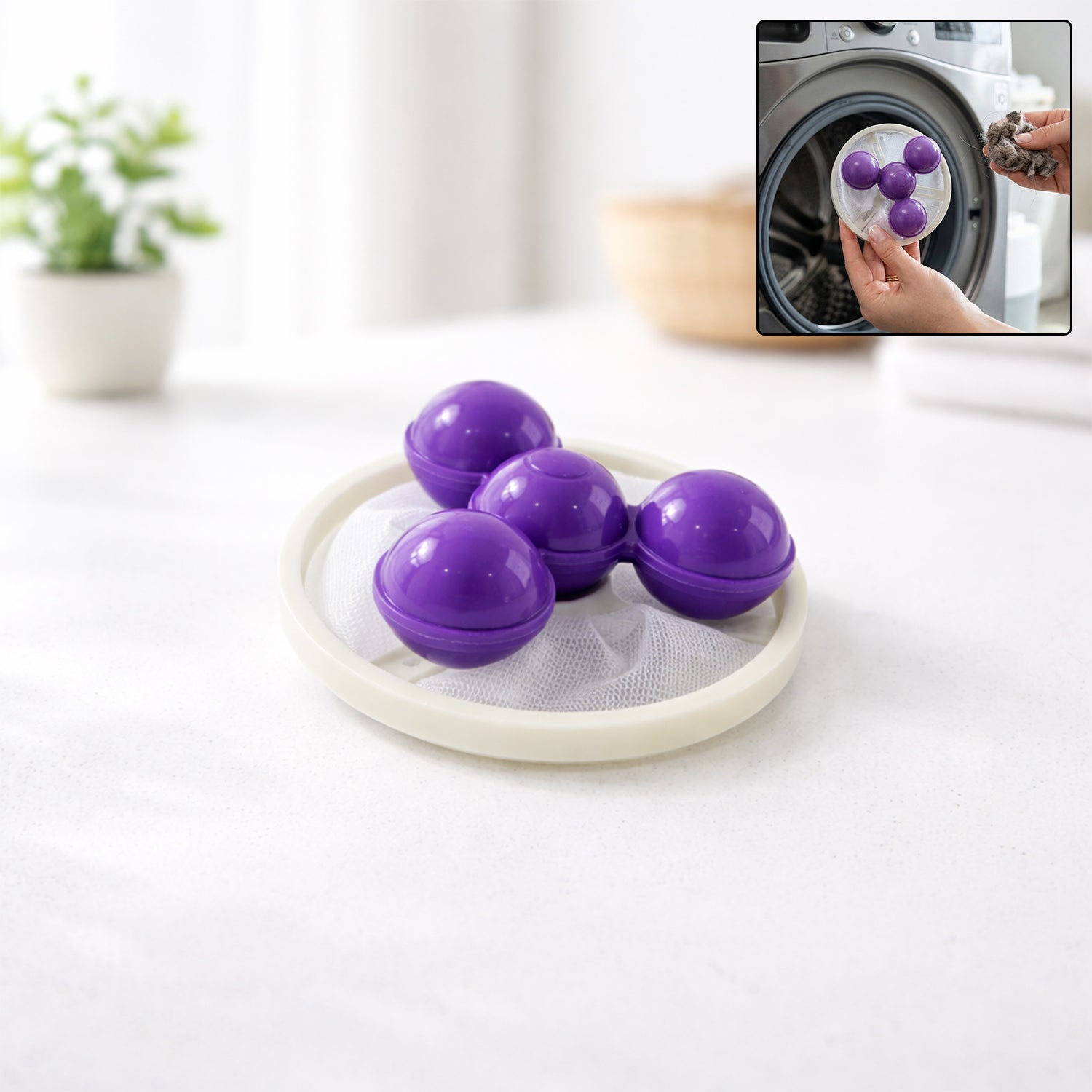 Reusable Wukusy washing machine lint remover ball with mesh filter, large size, designed to trap lint during laundry.
