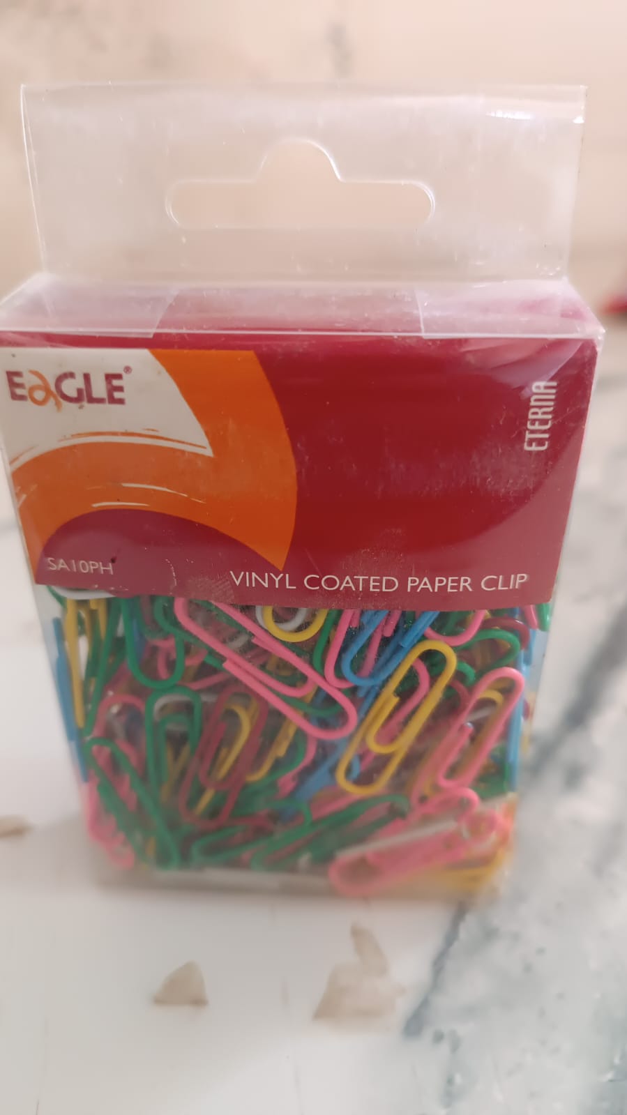 Set of multicolor-coated paper clips for office use by Wukusy, featuring approximately 250 durable metal clips.