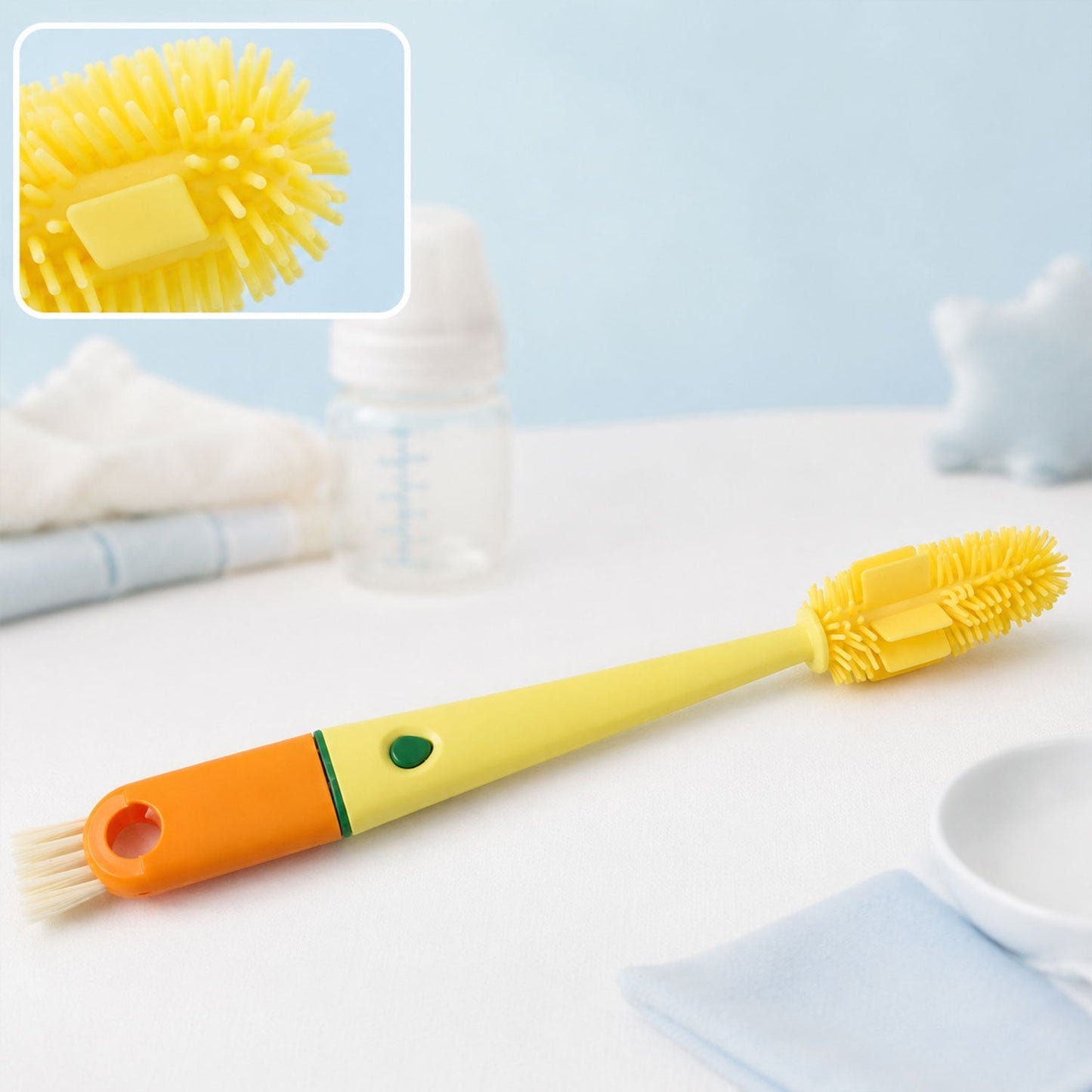 Wukusy 4-in-1 silicone bottle cleaning brush with long handle and nipple brush for thorough cleaning of bottles and nipples.
