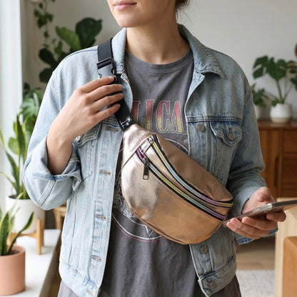 Wukusy premium waist bag with adjustable strap, compact size 10x22 cm, featuring multiple compartments for convenient storage.