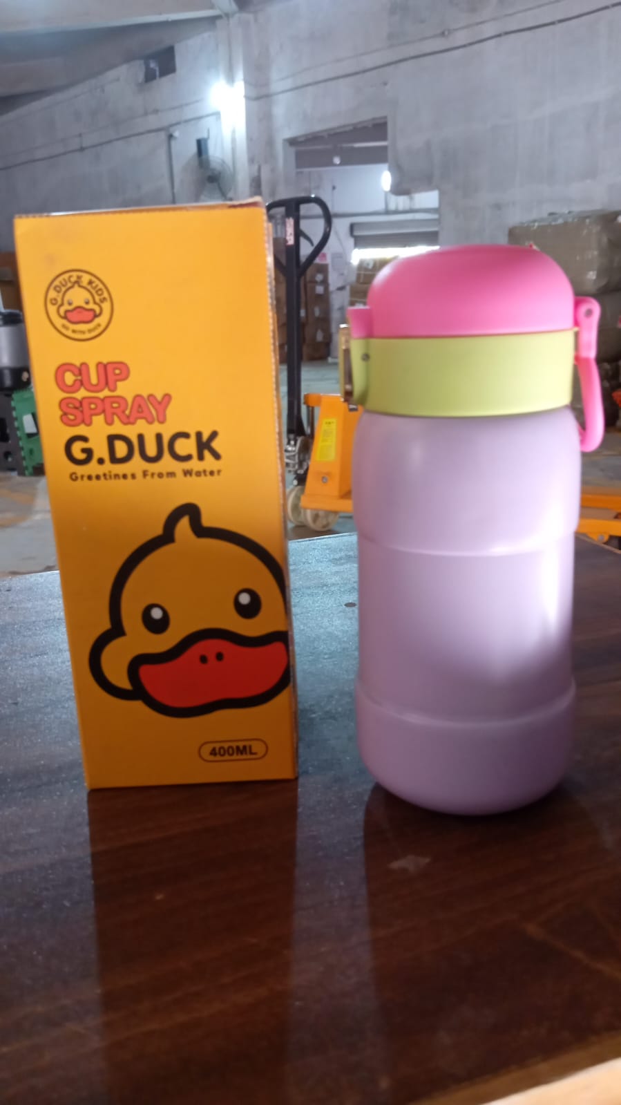 Wukusy stainless steel water bottle for kids and adults with spill-proof cap, BPA-free metal thermos for school, home, or office use