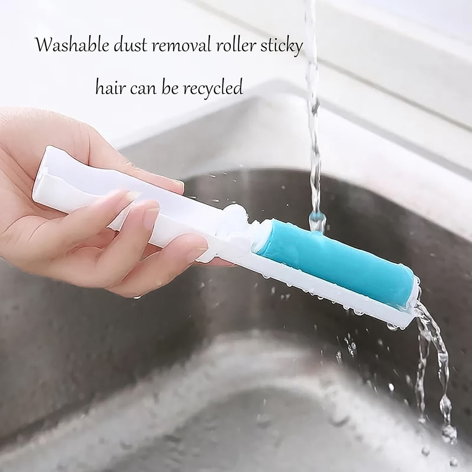 Reusable Wukusy lint roller for pet hair removal, with colorful roller and handle, ideal for cleaning clothes and furniture.