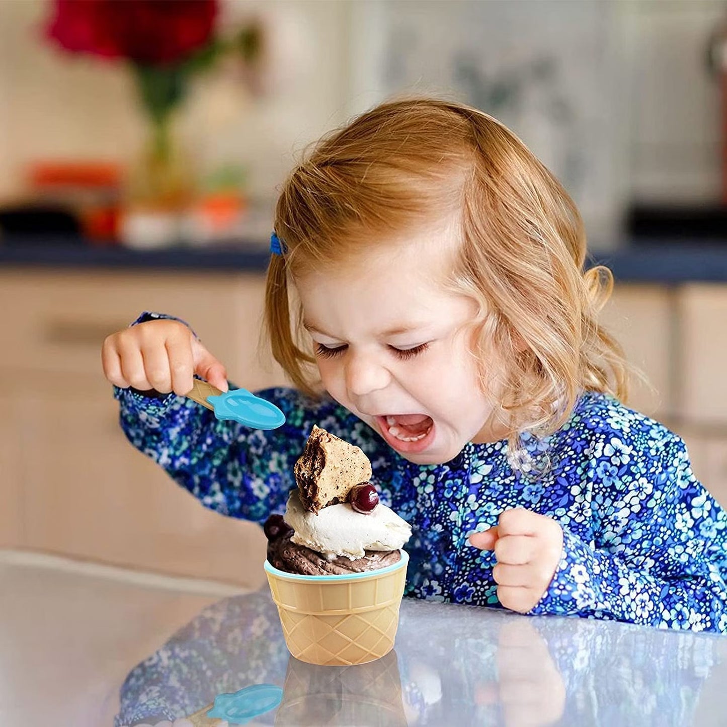 Colorful plastic ice cream bowl and spoon set with 12 pieces from Wukusy, featuring solid cream cups and matching spoons for desserts.