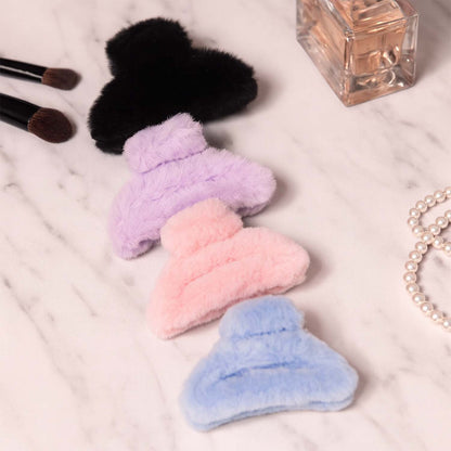 Wukusy big-size soft faux fur hair claw clip, natural beige color, large and plush for secure hair styling.