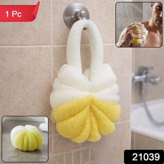 Wukusy dual color soft mesh bath loofah body scrubber for gentle exfoliation and cleansing in a bathroom setting