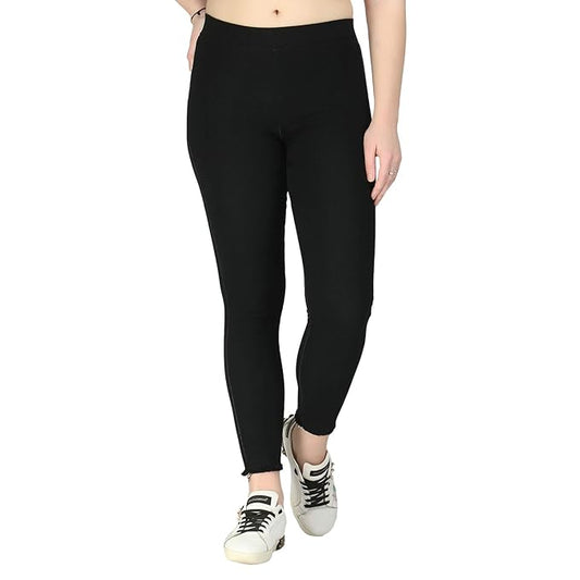 Black women's regular fit jeans by FIZZI SHOP, showcasing classic denim with a comfortable, tailored fit.