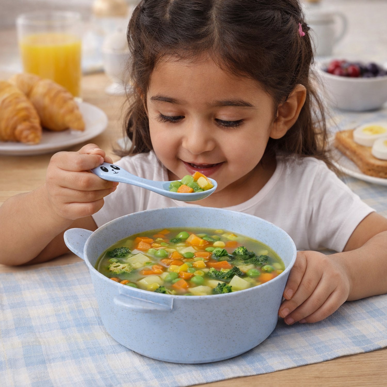 Wukusy wheat straw kids soup bowl with matching spoon, 240ml capacity, durable and eco-friendly for children’s meals.