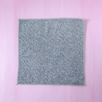 Wukusy multi-purpose reusable microfiber cleaning cloth, 29x29 cm, shown folded with soft texture and vibrant color.