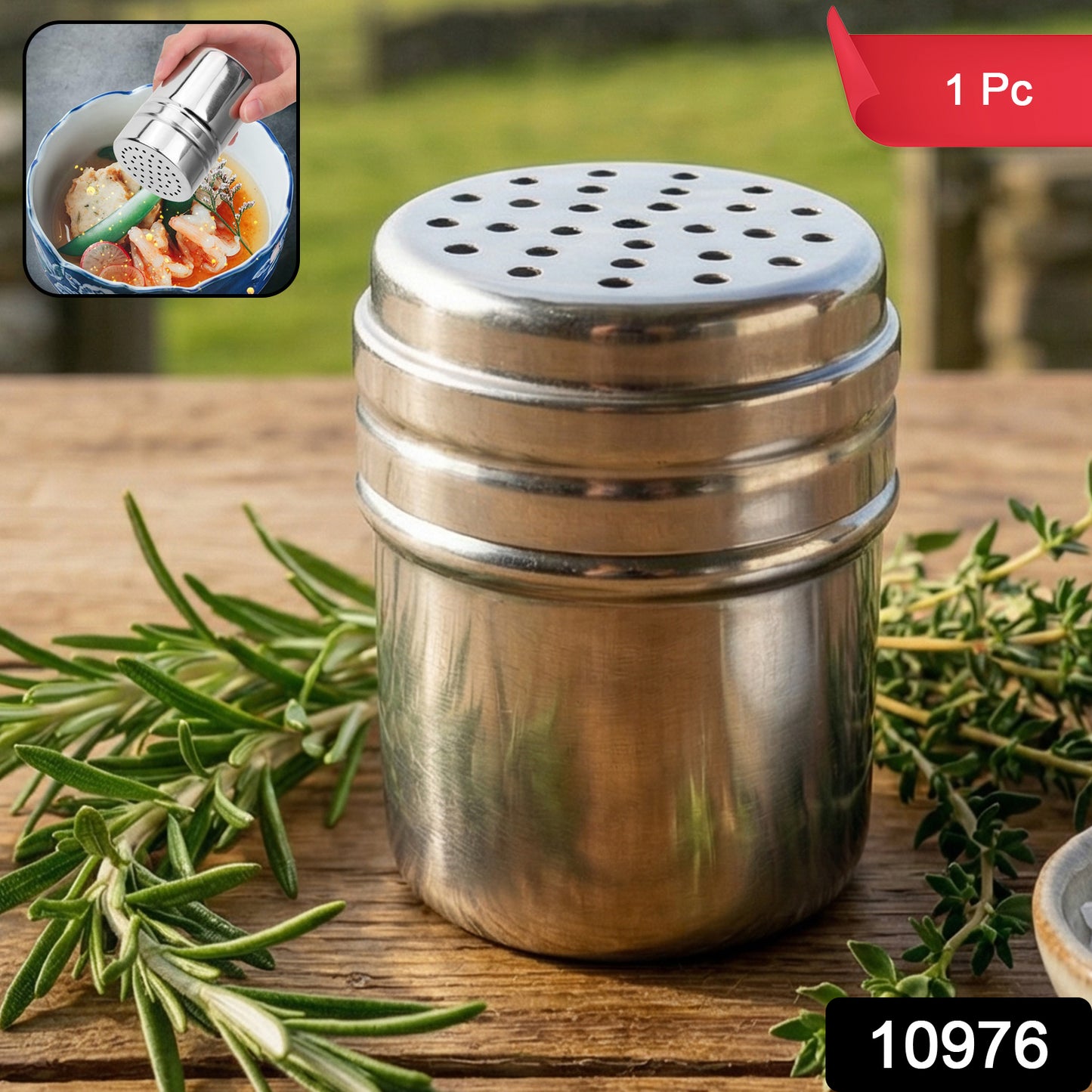 Stainless steel spice shaker container by Wukusy, compact and versatile for kitchen spice storage and seasoning.