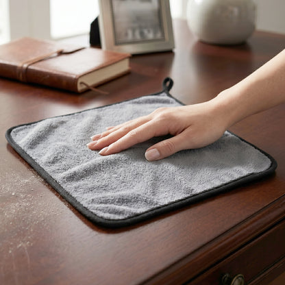 Wukusy microfiber cleaning cloth towel, 40x40cm, ideal for kitchen and home dusting and cleaning tasks.