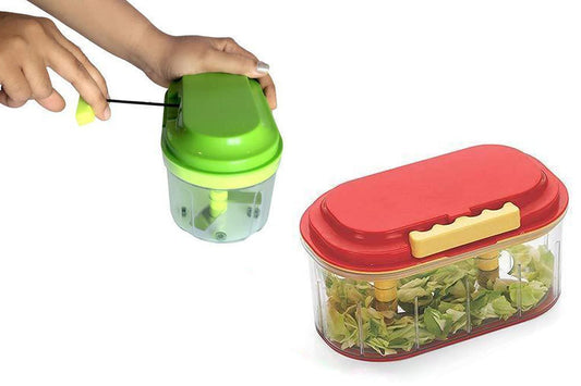 Wukusy 0071 plastic vegetable chopper in 1000ml size, kitchen tool with a transparent container and chopping blades for vegetables.