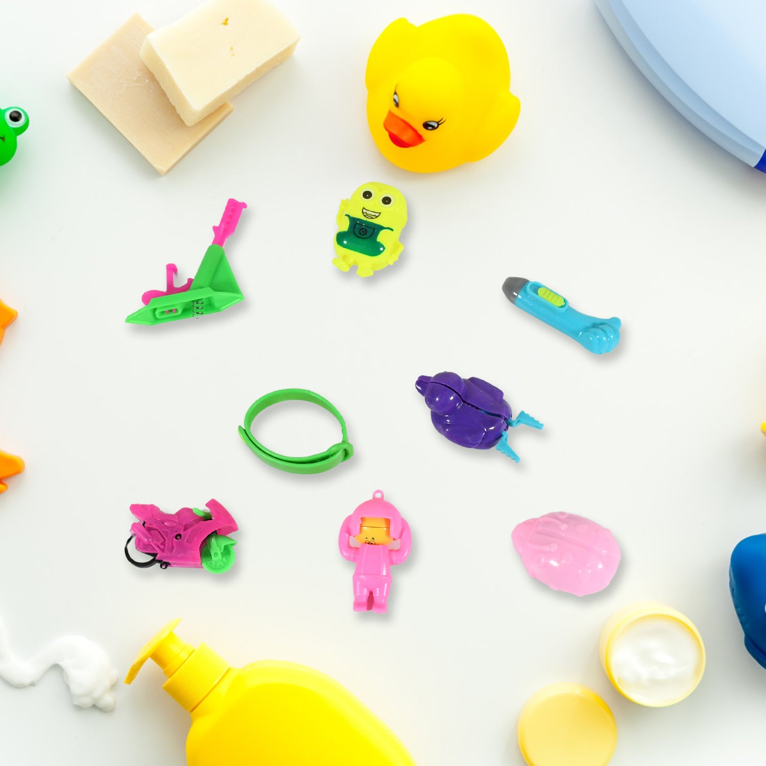 Wukusy 10-in-1 kids' toy set featuring ten small colorful toys for curiosity and imaginative play.