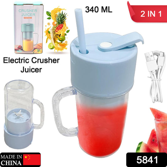 Wukusy 2-in-1 portable juicer with handle, stainless steel blades, compact design, 340ml capacity, USB rechargeable for smoothies.