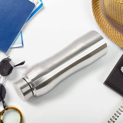 Wukusy stainless steel double wall vacuum-insulated water bottle, 1000ml, in silver, with a sleek, durable design for home and kitchen use.