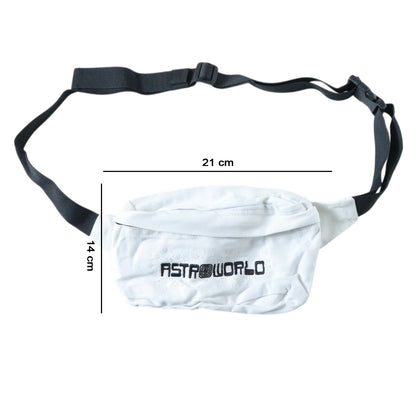 Wukusy adjustable waist bag crossbody sling bag in black, with a compact design, measuring 21x14 cm, suitable for everyday use.