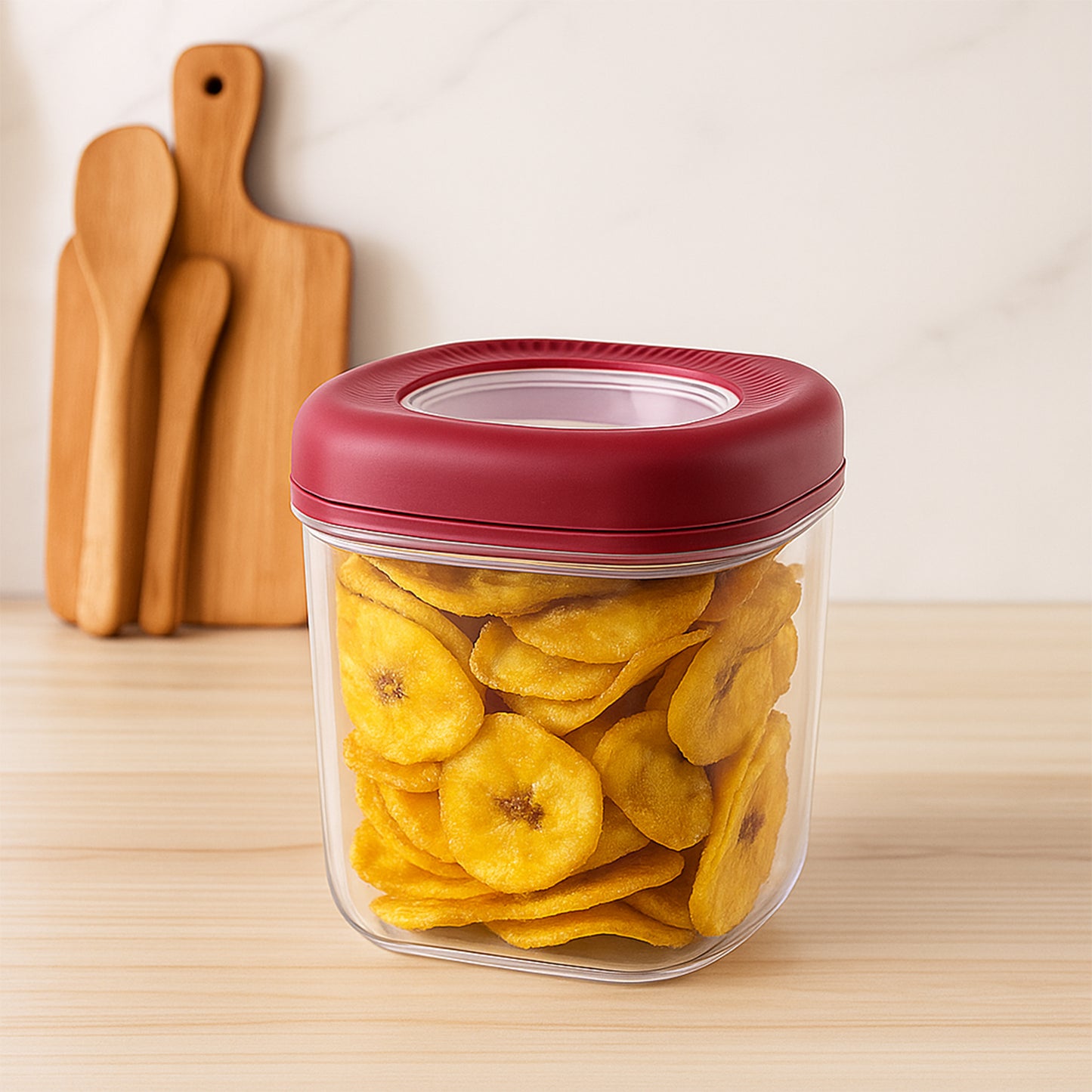 Wukusy transparent twist lock kitchen storage containers set with two 800ml containers, featuring secure twist-lock lids.