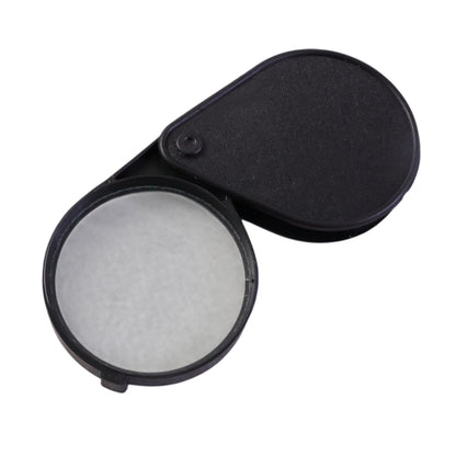 Wukusy portable handheld magnifying glass with ergonomic handle and clear lens for detailed viewing of small objects.